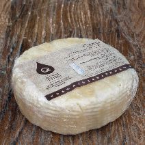 Сыр с оливками фермерский 1 кг.